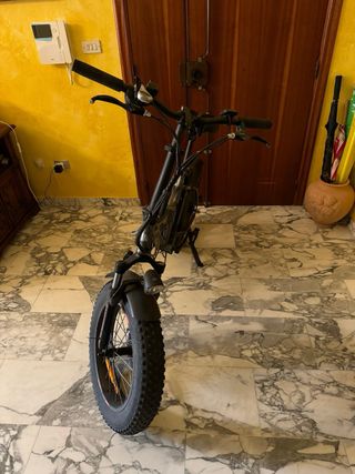 Bicicletta a pedalata assistita Smartway M1 Plus