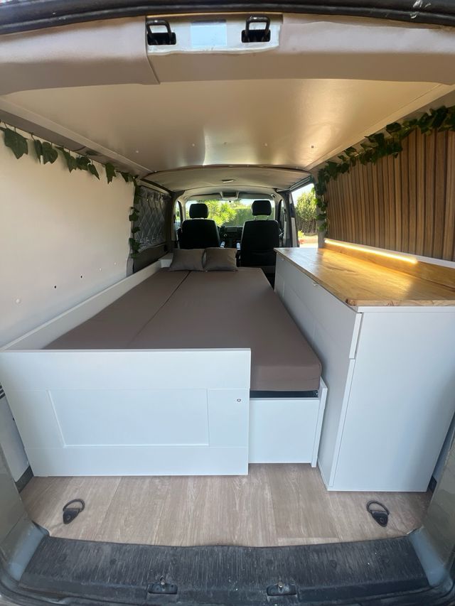 Alquiler Furgoneta Volkswaguen CAMPER