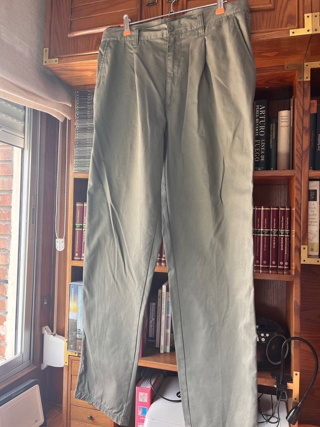 Pantalon verde Dustin