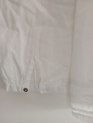 Blusa blanca niña Brotes