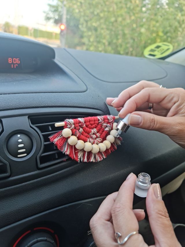 Ambientador coche macrame