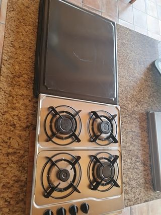 placa de fuegos de gas, marca edesa  con tapadera