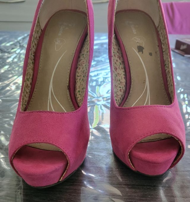 Scarpe con tacco fucsia