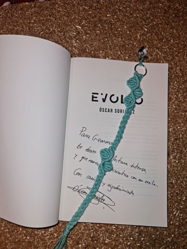 Marcapáginas macramé