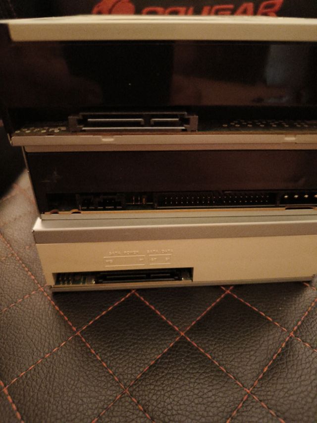 1 Lector grabador DVD - Conexión IDE