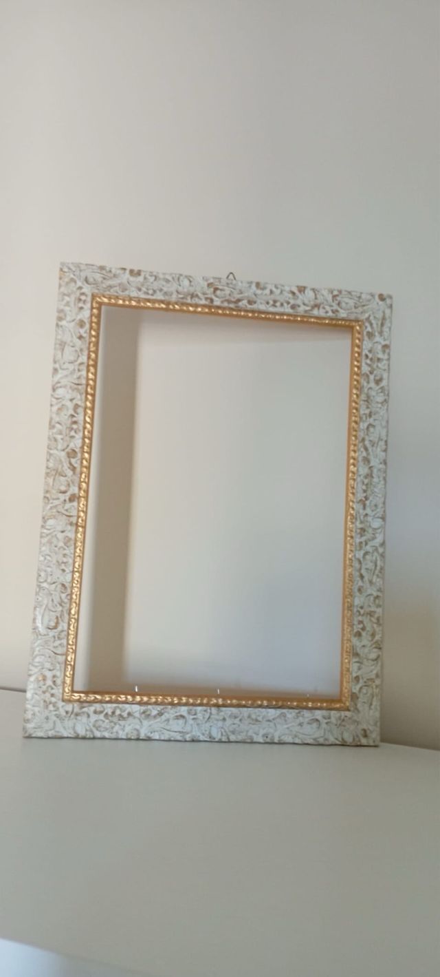 Cornice in legno da 4 cm