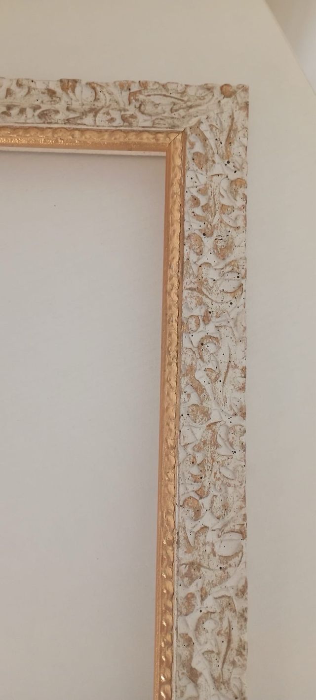 Cornice in legno da 4 cm