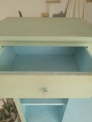Cajonera , mueble alto