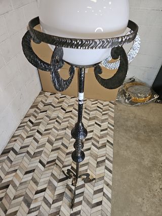 Lámpara de pie vintage diseño brutalista años 50