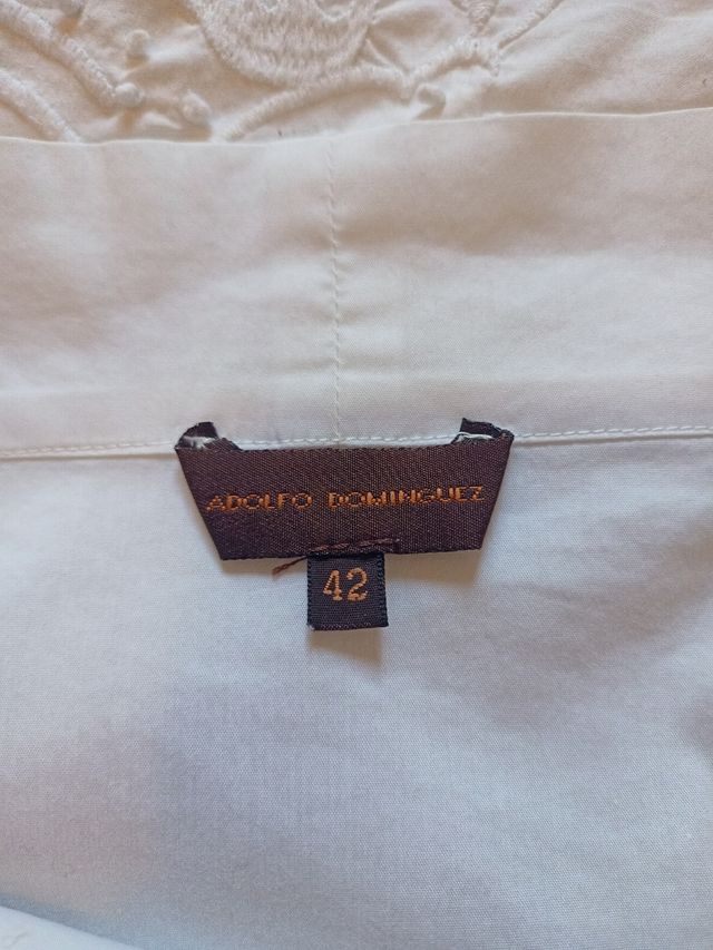 Camisa blanca Adolfo Domínguez