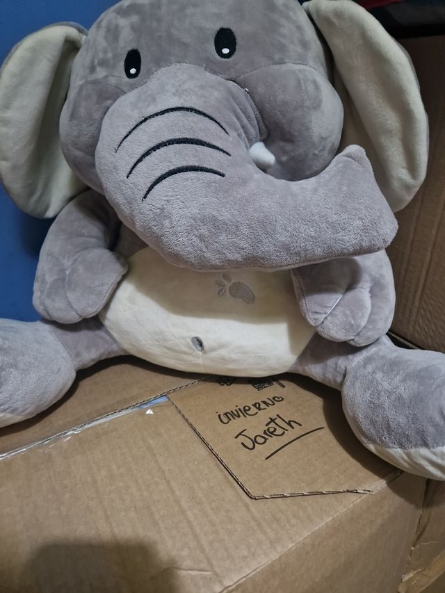 Peluche elefante gris
