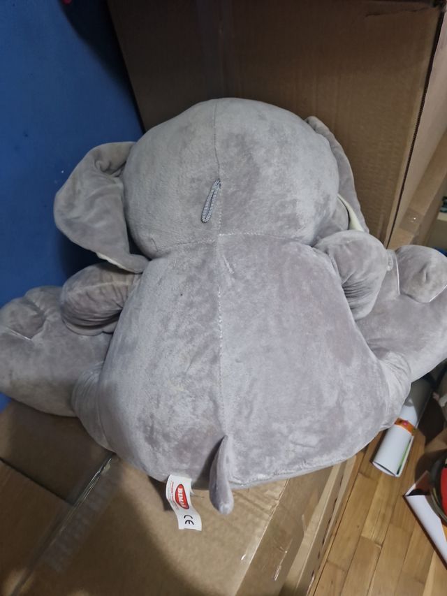 Peluche elefante gris