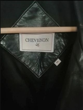 Chupa de cuero heavy rock Chevignon L Medidas indi