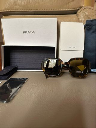 Occhiali da sole Prada