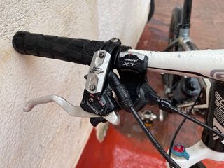 Bicicleta Scott Scale 20 (fibra de carbono) 