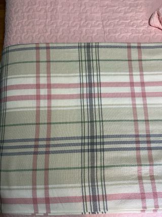 Juego de edredon, colcha y cojines