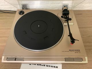 Bellissimo Giradischi Marantz TT130
