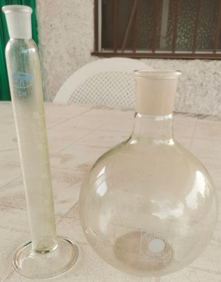 Probeta y matraz vintage