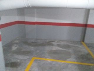 Plaza de garaje amplia en venta. Para coche y moto