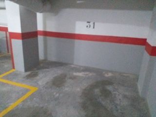 Plaza de garaje amplia en venta. Para coche y moto