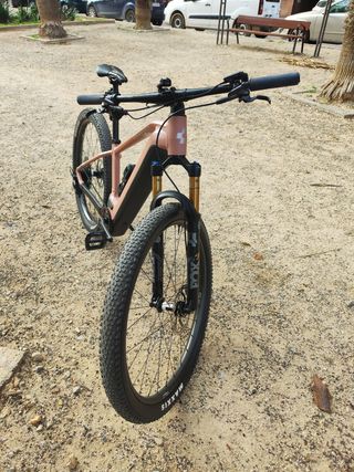 Bicicleta Cube ebike