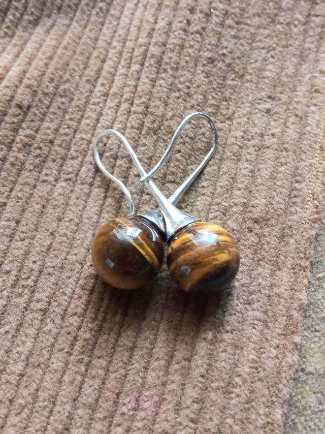 Bolso, fular y pendientes vintage