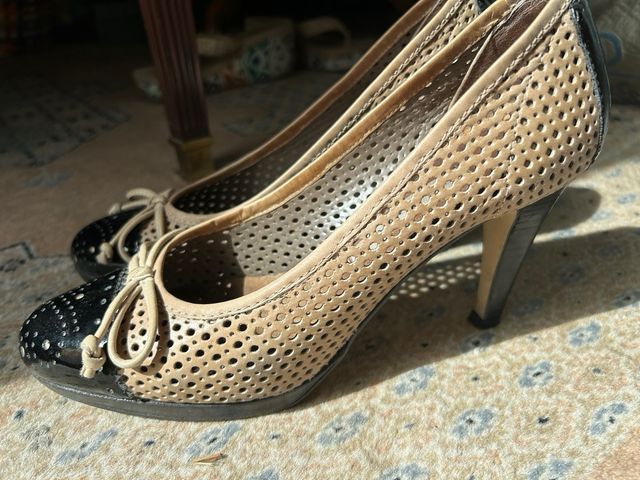 Zapatos de tacón camel y negro Pedro Miralles T.40