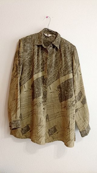 Conjunto blusa, falda, camisa Punto Roma