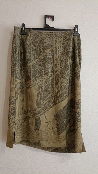 Conjunto blusa, falda, camisa Punto Roma