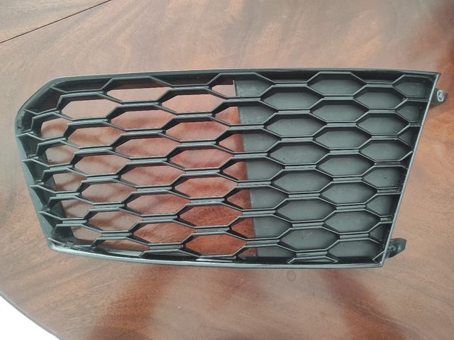 AUDI RS6 A6 C7 PARRILLAS PARACHOQUE DERECHA