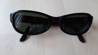Gafas de sol vintage Moschino