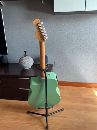 Guitarra Electro-acústica Fender