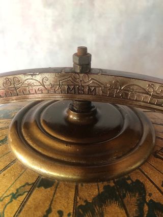 Mueble bar globo terraqueo