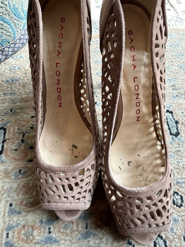 Zapatos de tacón ante nude Sacha London 