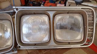 Faros y bisel Seat 1430