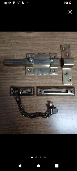 Cierre FAC y cadena de seguridad puerta.