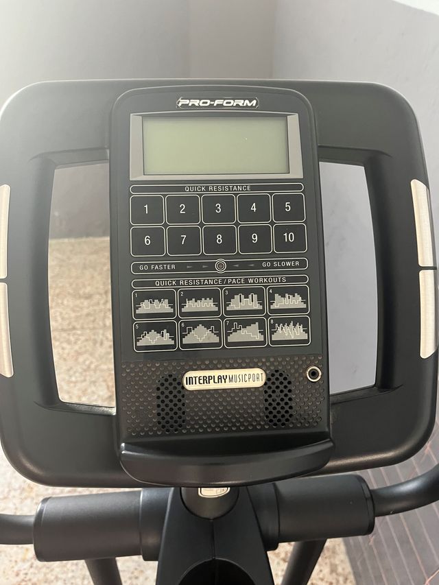 Space Saver 695 Proform 695 Elliptical Eliptica Proform 695 Space