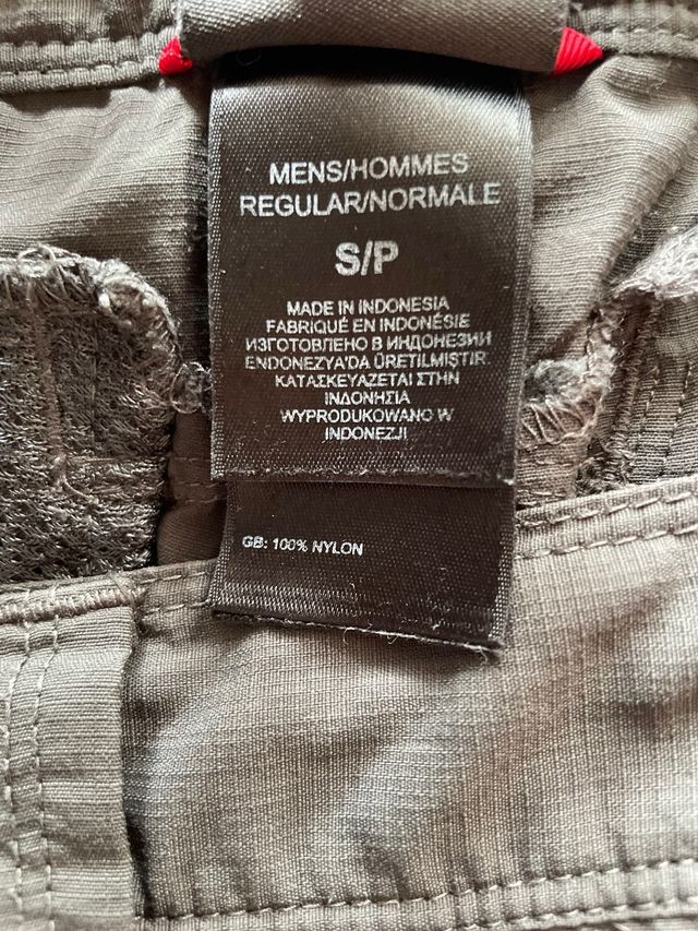 Pantalon 2 en 1 The North Face Talla S