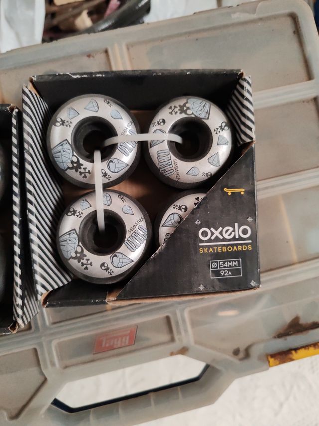  6 Ruedas skateboard oxelo 