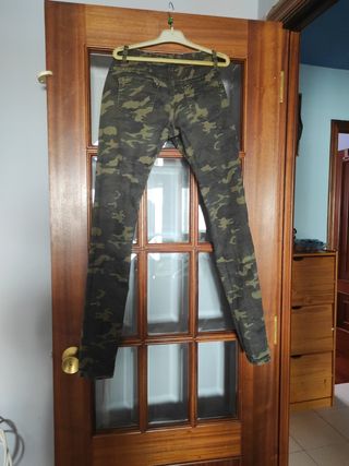 Pantalones de chica 