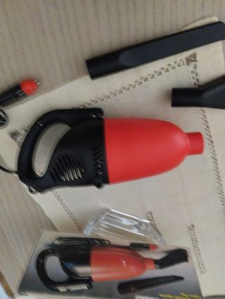 Piccolo aspirapolvere macchina . Vintage
