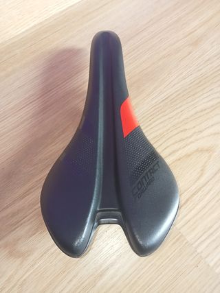 Sillín GIANT Contact Forward