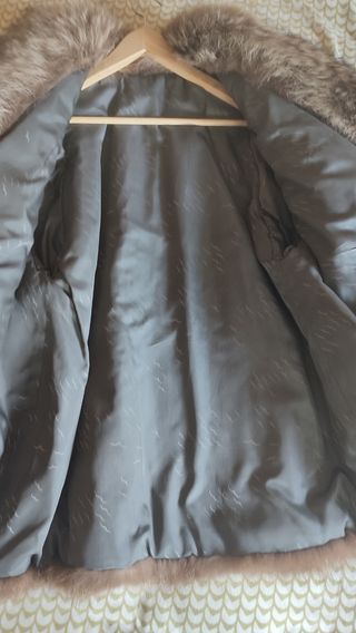 CHAQUETÓN DE PIEL 
