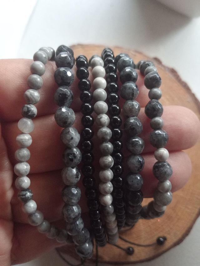 Pulsera múltiple negra y gris