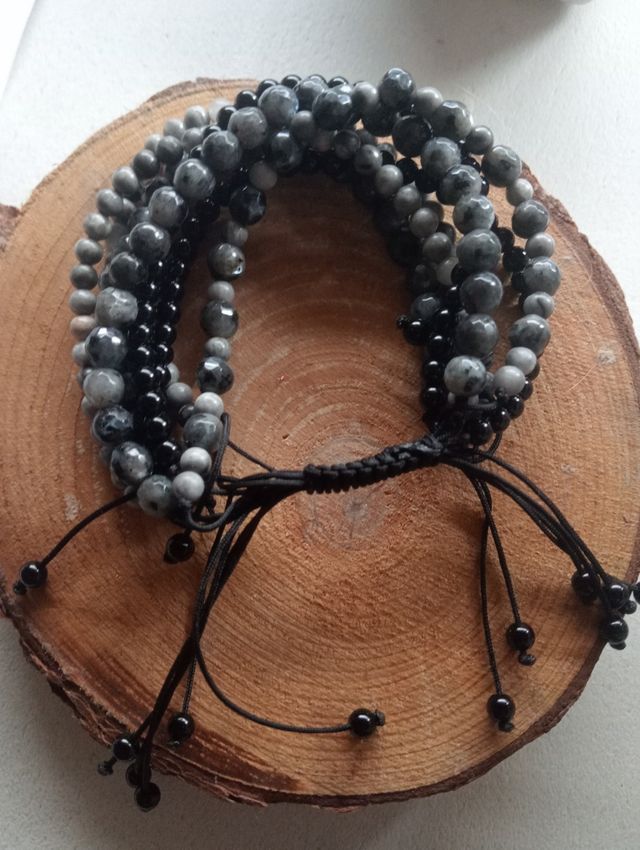 Pulsera múltiple negra y gris