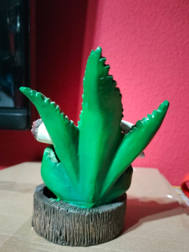 Cenicero hoja maría nuevo