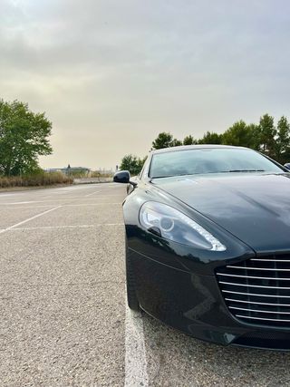 Aston Martin Rapide 2014