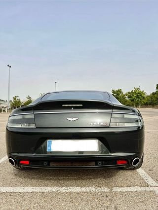 Aston Martin Rapide 2014