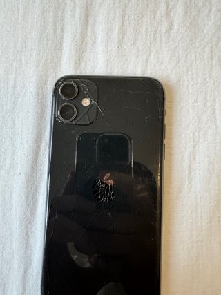 Iphone 11 64gb con cargador y airpods de 1ª g