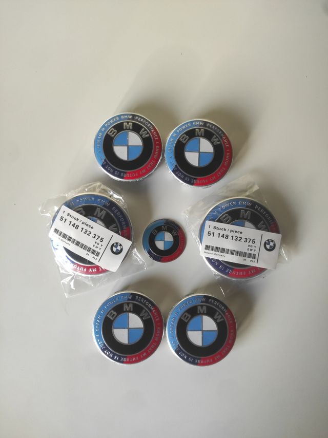 Insignias BMW 50 TH PERFORMANCE